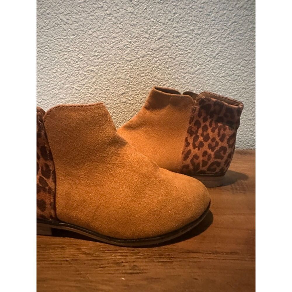 Cat & Jack Brown Ankle Girl Booties with Leopard Print Size 10 - Picture 5 of 9